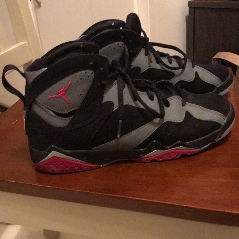 Jordan Retro 7 “Fuchsia”
